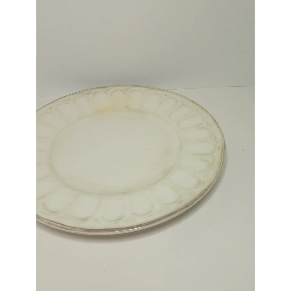 Williams-Sonoma Baroque Plate Scallop Edge Rim 9